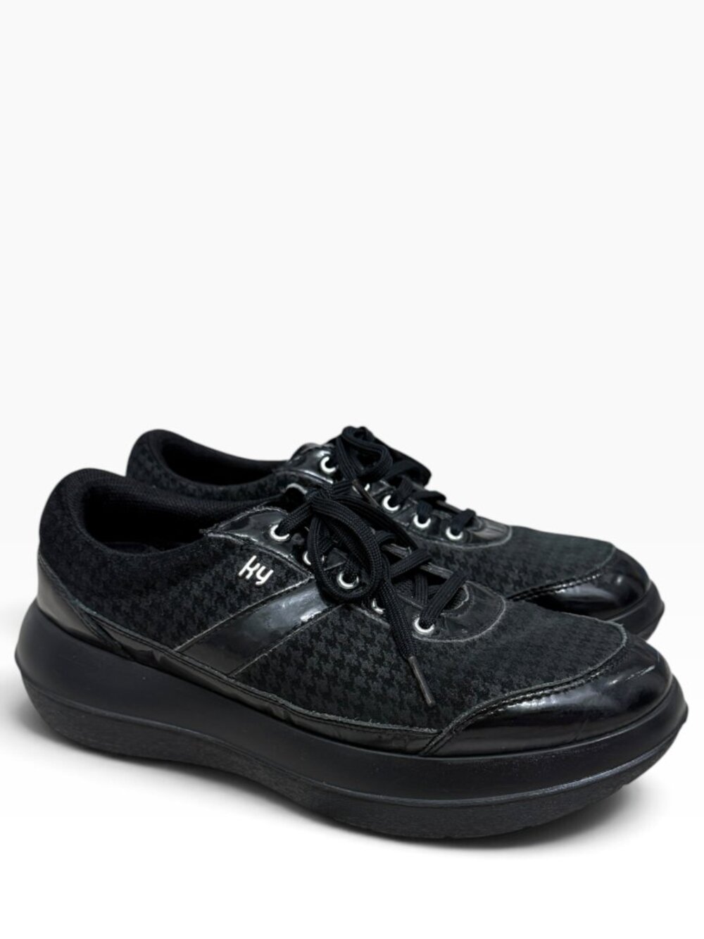 Kybun Switzerland Aubonne black poule leather women's walking sneakers size 9